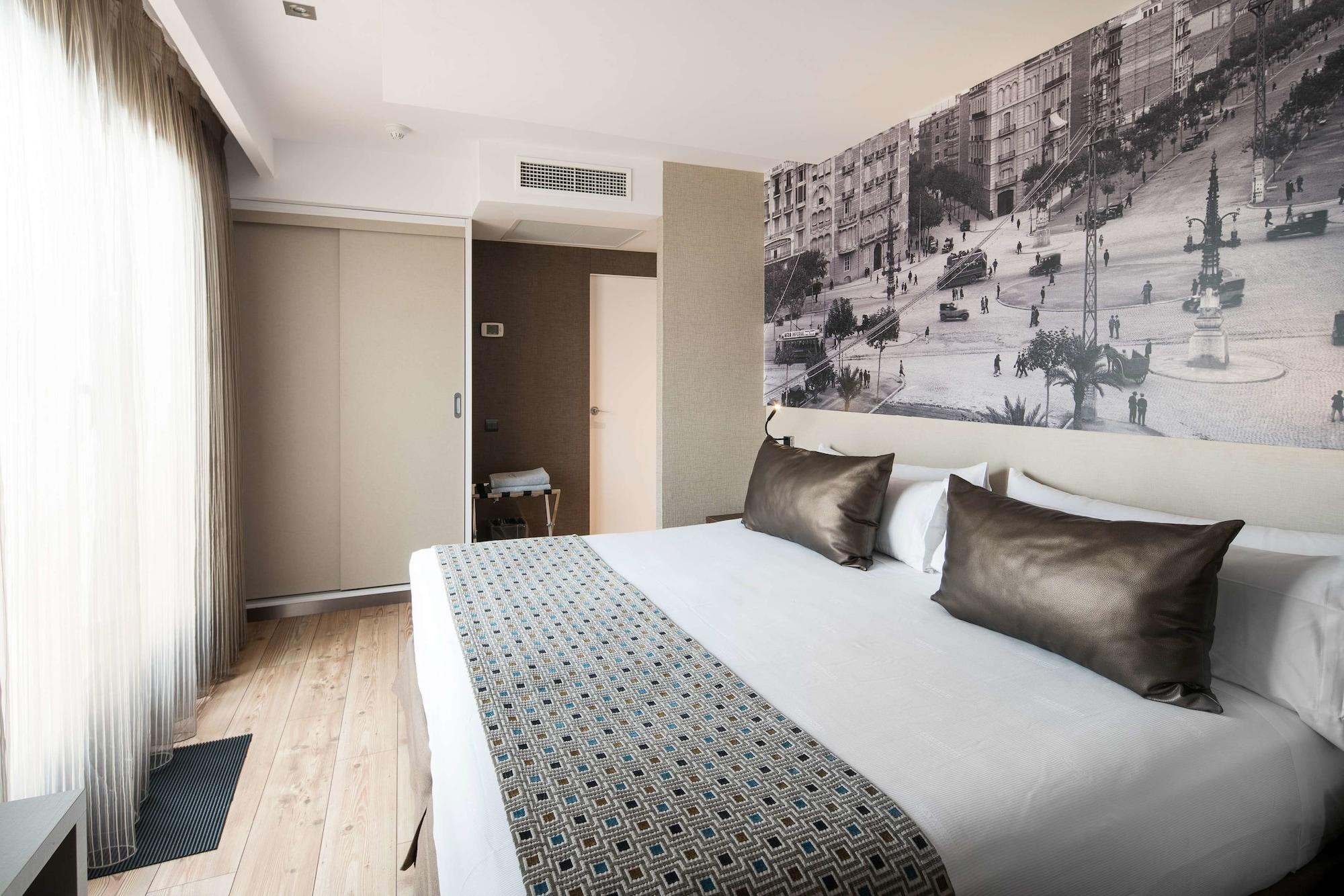 Catalonia Born Hotel Барселона Екстериор снимка